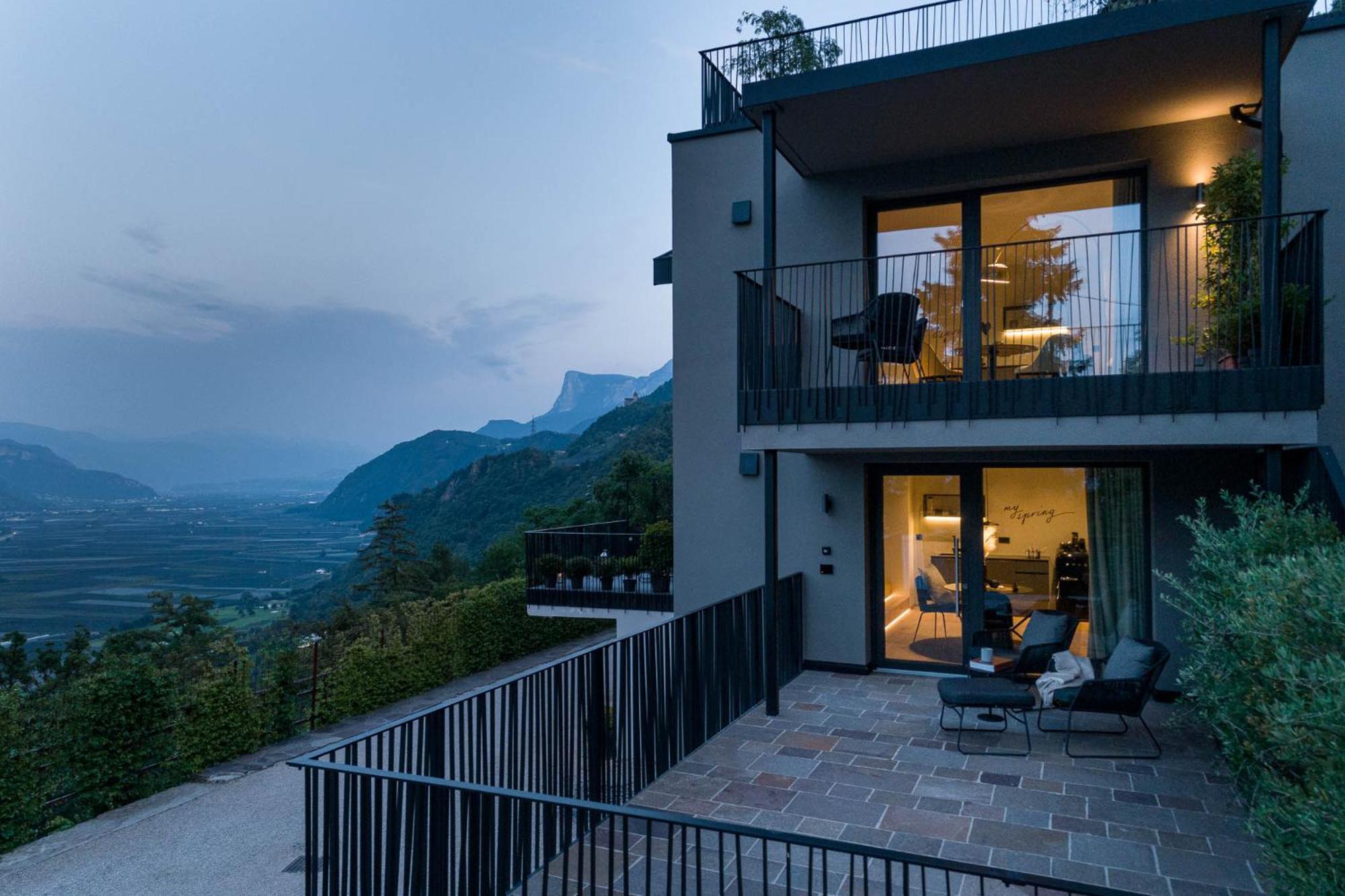 My Spring - Panoramic Suites Lana Værelse billede